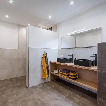 Bergliebe 쉐파우암윌던카이저