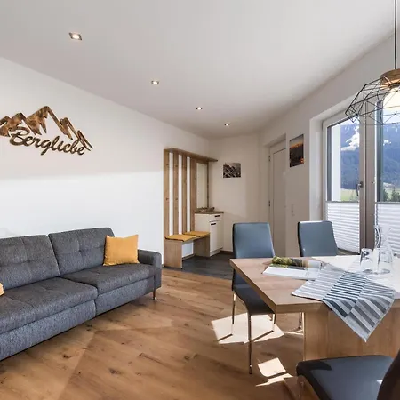 Bergliebe Apartment *